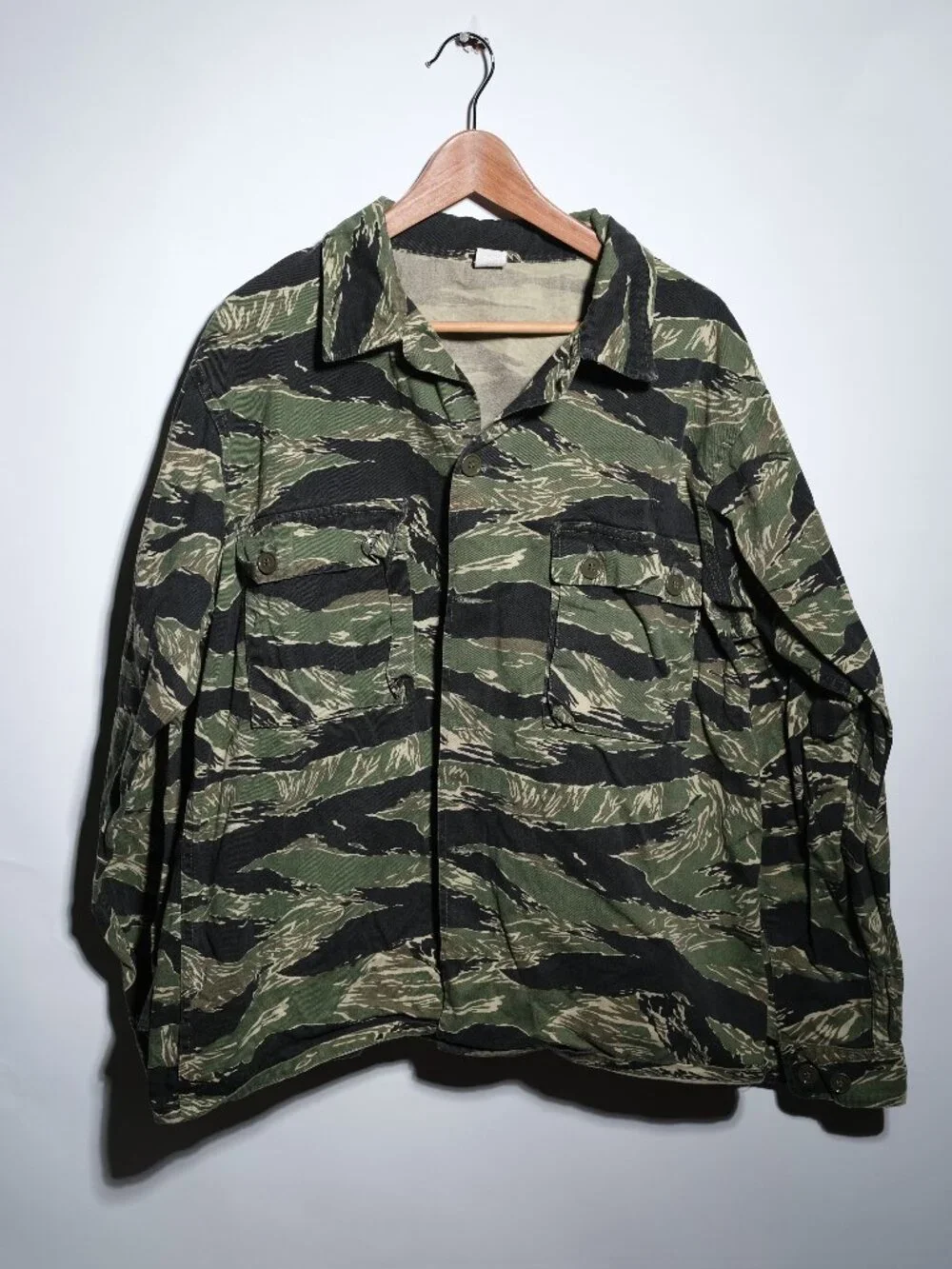 Vintage 1988 Tiger Stripe Products Camo Vietnam Jacket (X-Large)